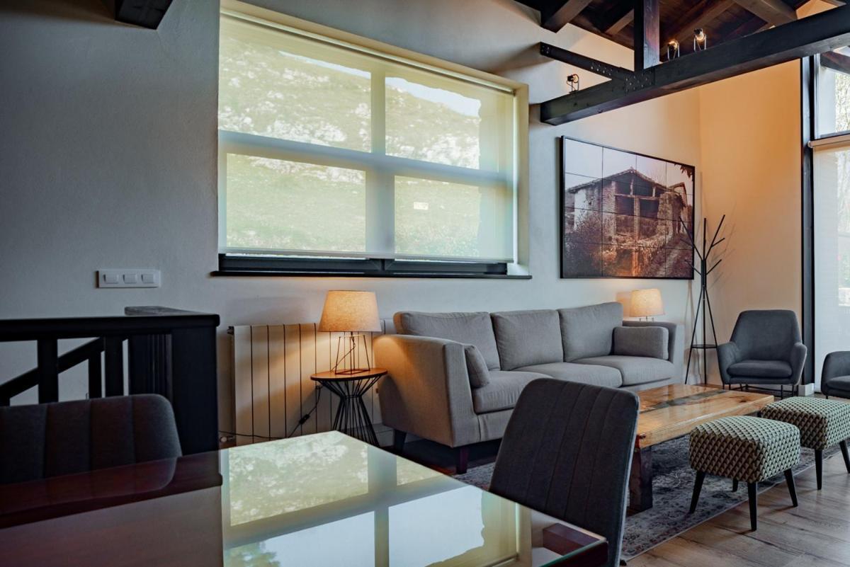 Apartamentos Picabel Onís Екстериор снимка